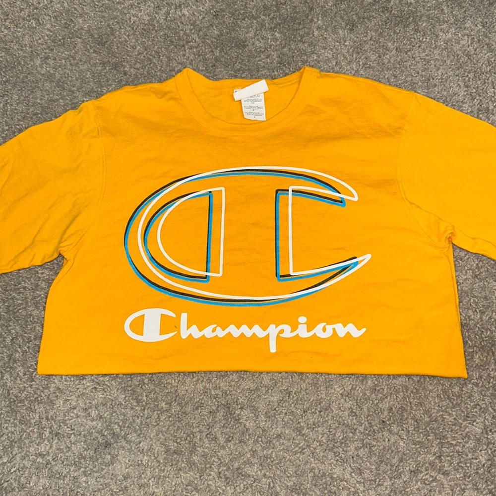 Champion logo tshirt